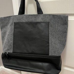 BAG WITH SHOE COMPARTMENT - NEW
